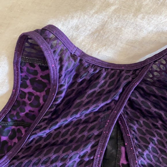 EUC Peloton With Sunday’s with Love Bra Sz L - Picture 4 of 6